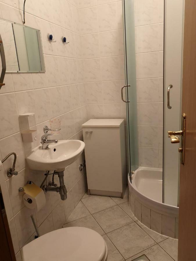 Apartments Galic โอมิช ภายนอก รูปภาพ